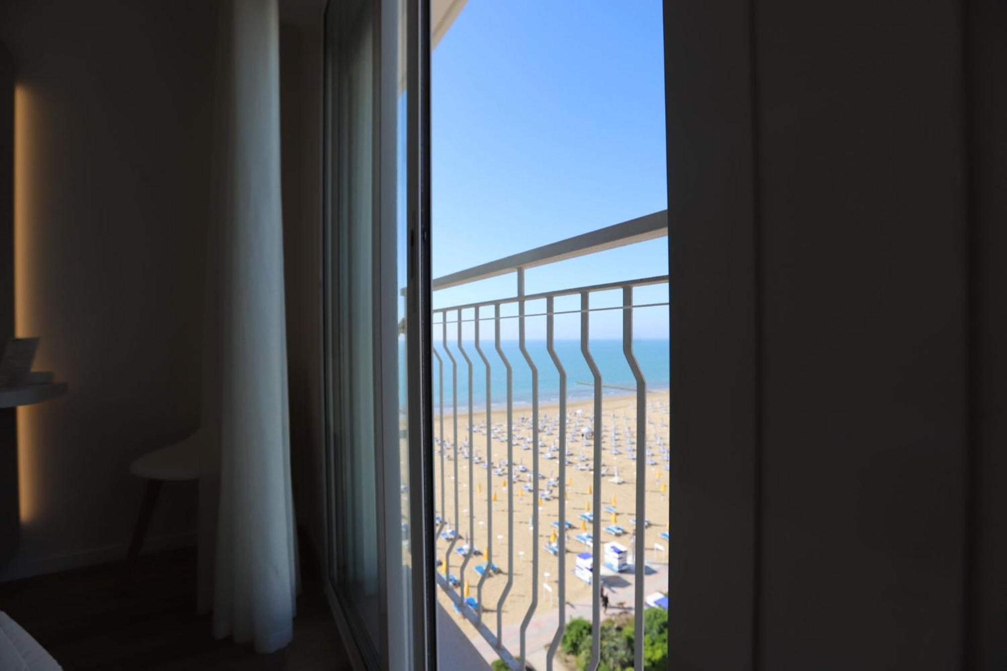 Hotel Concordia Lido di Jesolo Exteriör bild